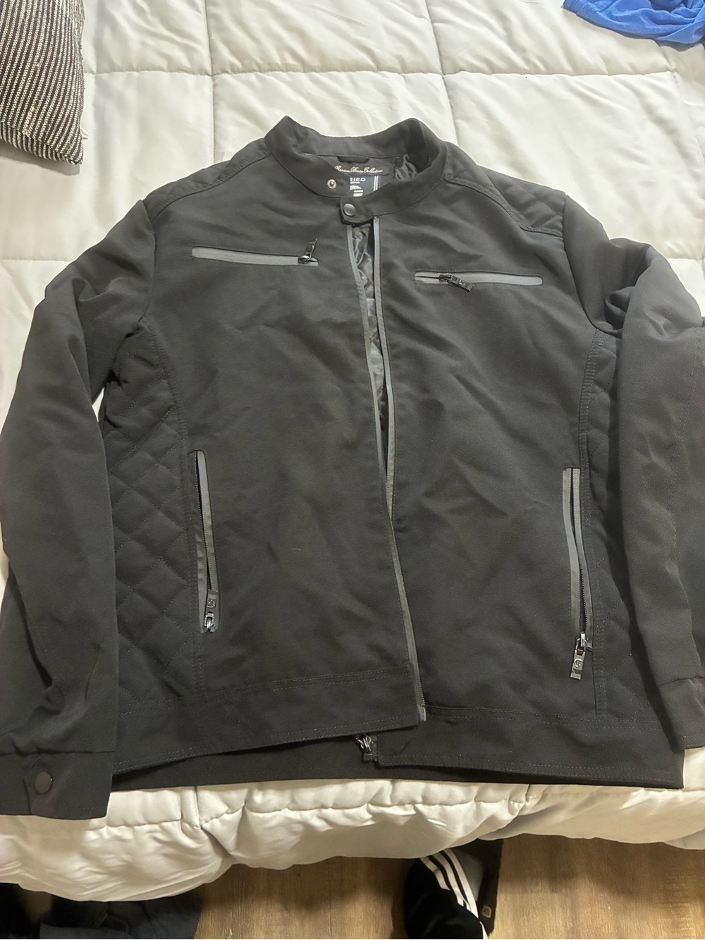 Men's Black Lightweight Shirt Jacket with Quilted Side Panels